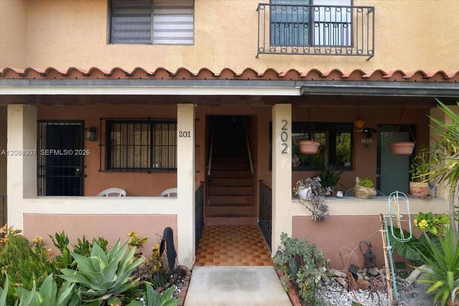 Property photo for 2745 W 62, #202, Hialeah, FL
