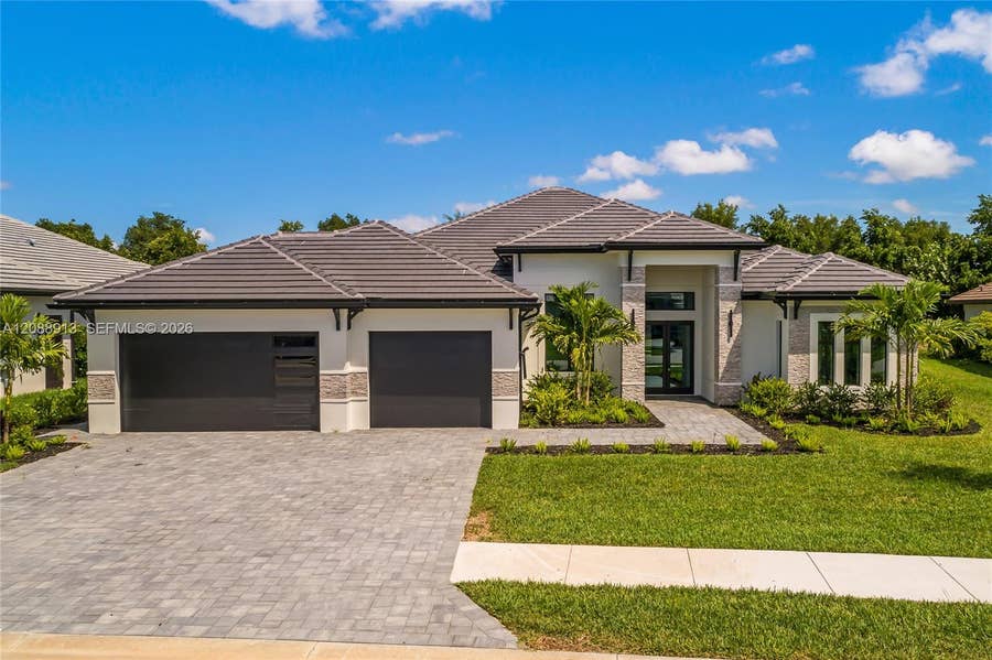 Property photo for 14318 Charthouse, Naples, FL