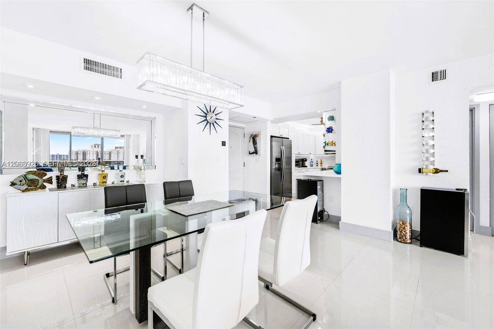 3675 N Country Club Drive, #1006, Aventura, FL 33180 Photo 9