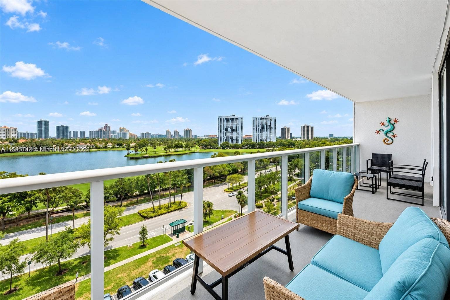 3675 N Country Club Drive, #1006, Aventura, FL 33180 Photo 4
