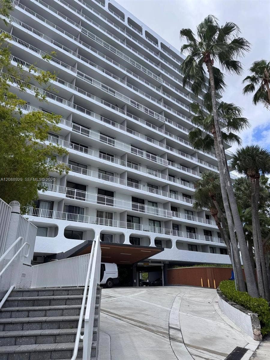 Property photo for 200 SE 15th Road, #7D, Miami, FL