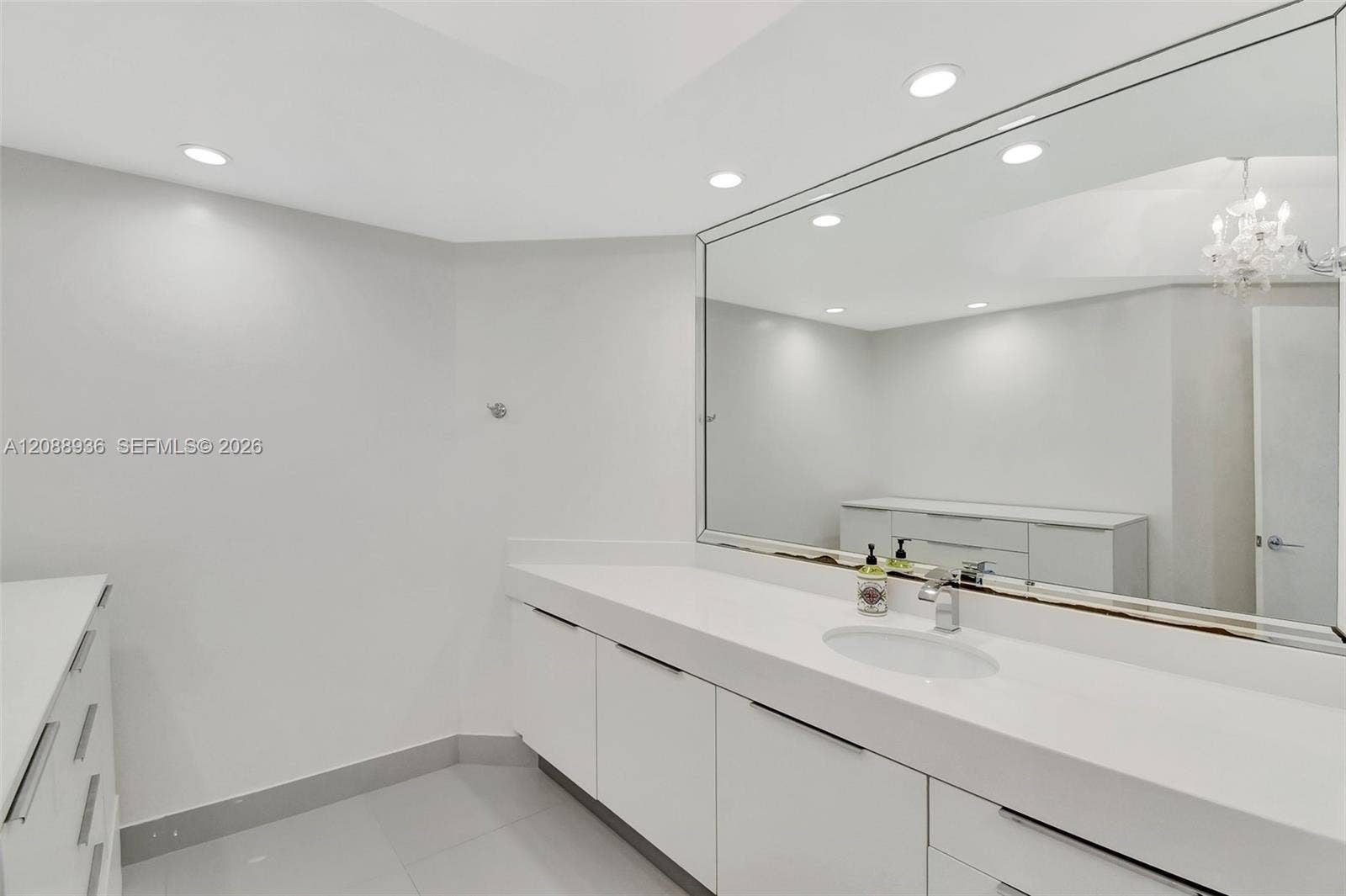 2000 Island Boulevard, #808, Aventura, FL 33160 Photo 11