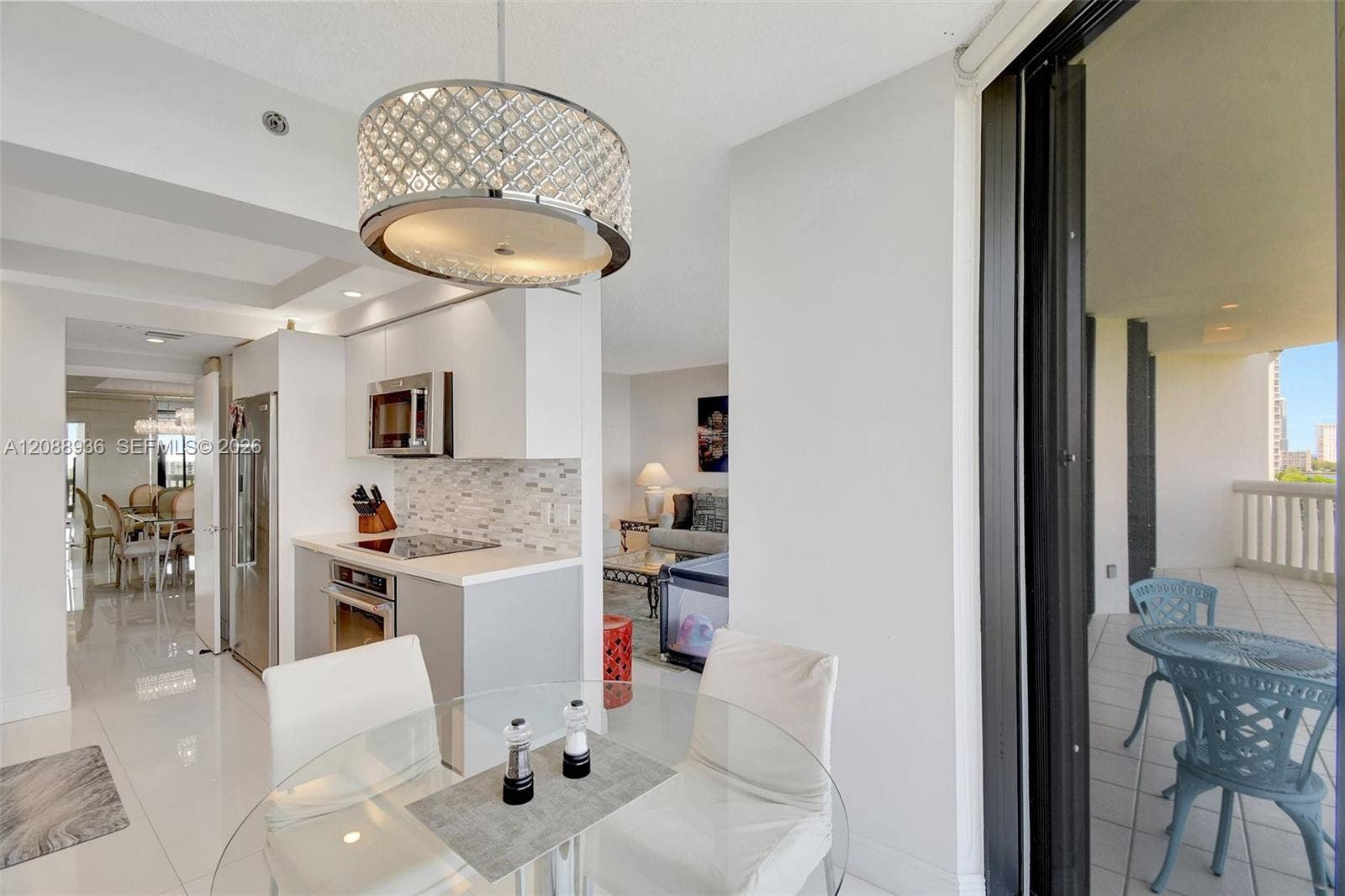 2000 Island Boulevard, #808, Aventura, FL 33160 Photo 6