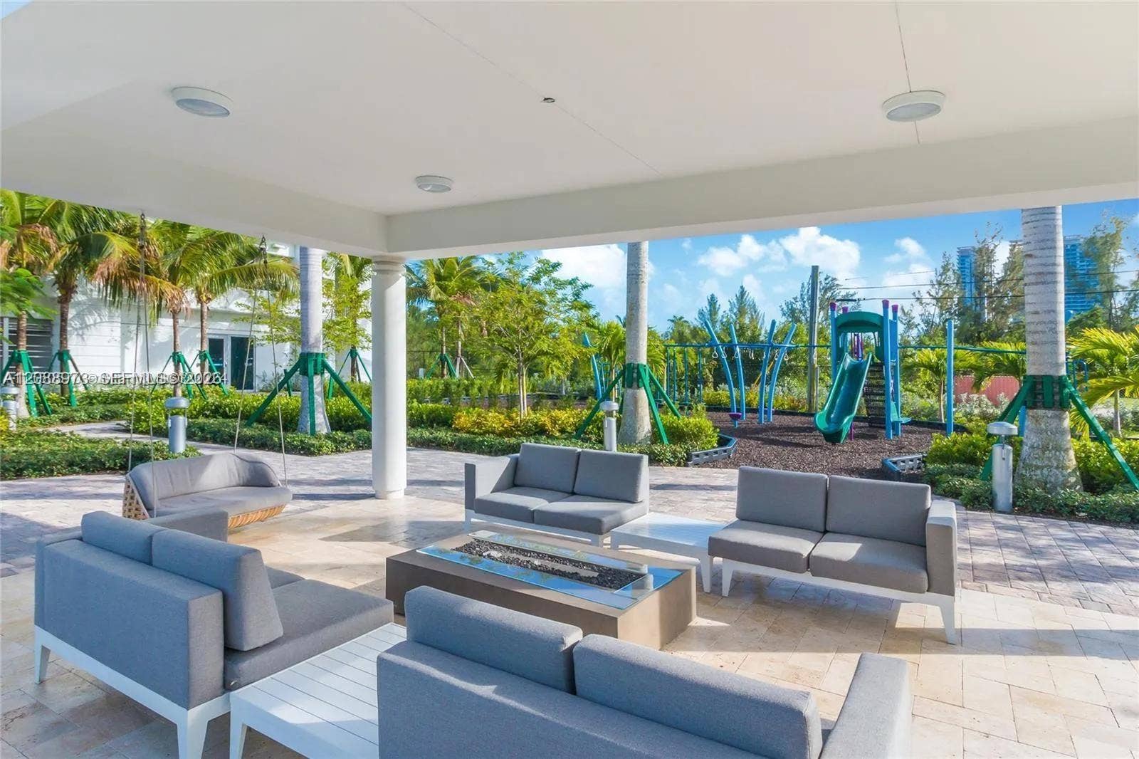 17111 Biscayne Boulevard, #2210, North Miami Beach, FL 33160 Photo 27