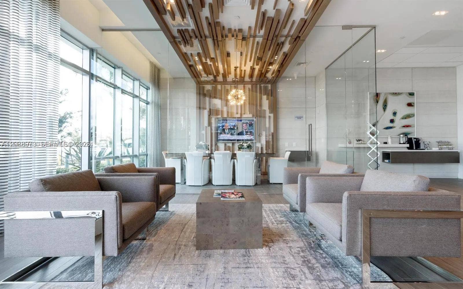17111 Biscayne Boulevard, #2210, North Miami Beach, FL 33160 Resident Lounge