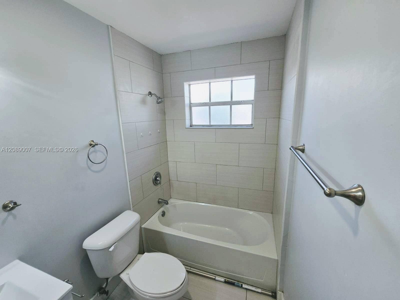 2500 NE 19th Avenue, #1, Lighthouse Point, Lighthouse Point, FL 33064 Photo 28