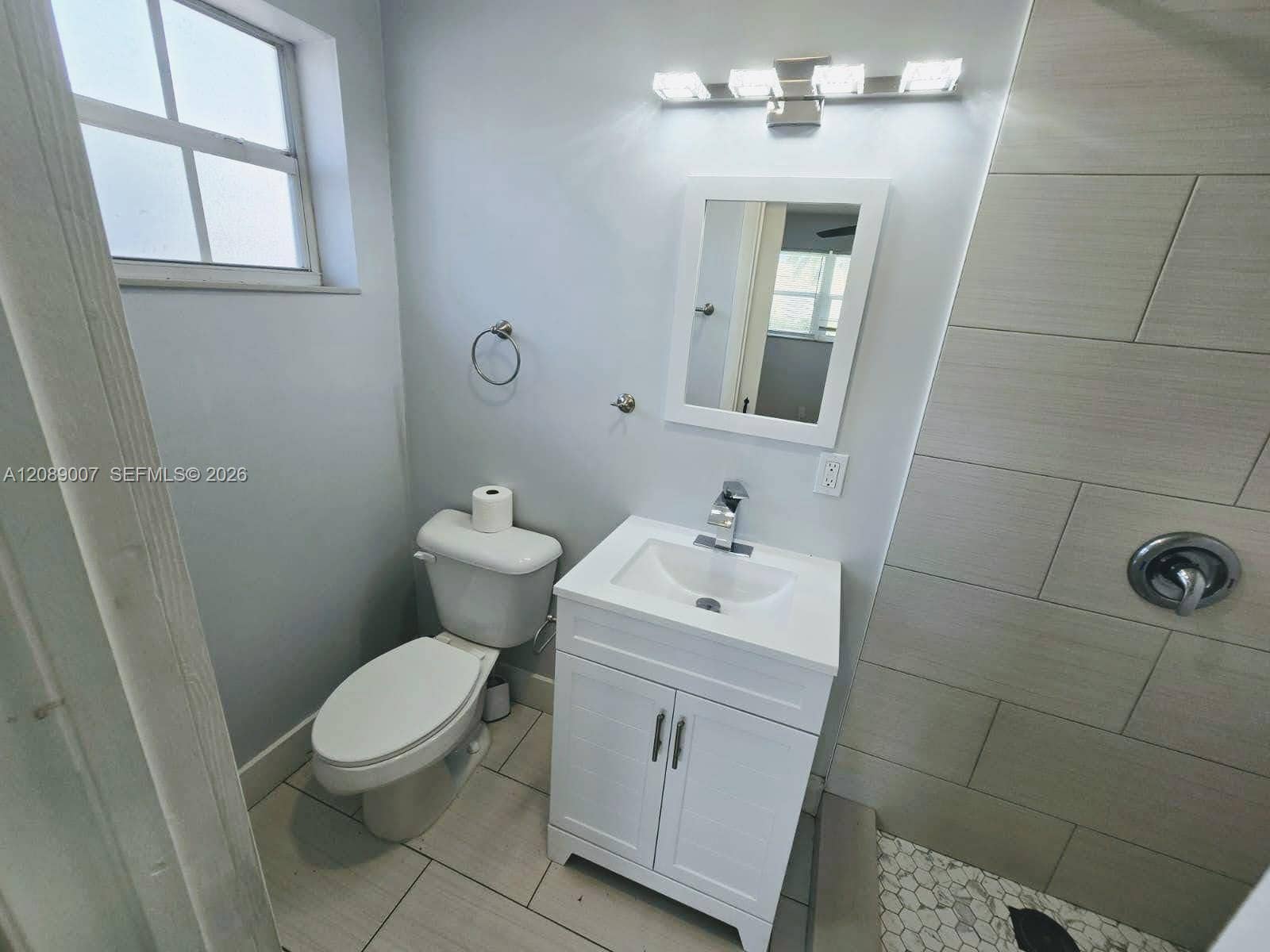 2500 NE 19th Avenue, #1, Lighthouse Point, Lighthouse Point, FL 33064 Photo 13
