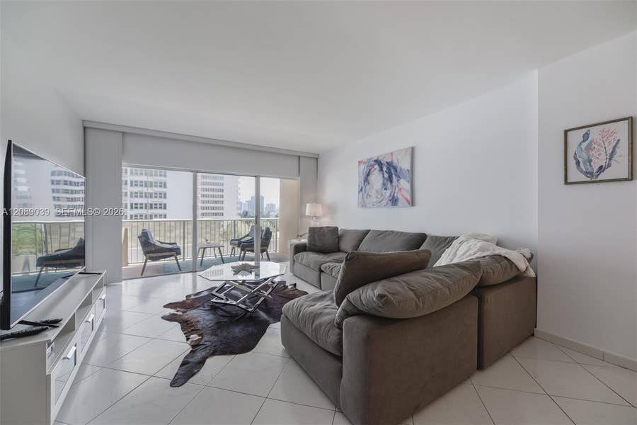 Property photo for 1980 S Ocean Drive, #5G, Hallandale Beach, FL