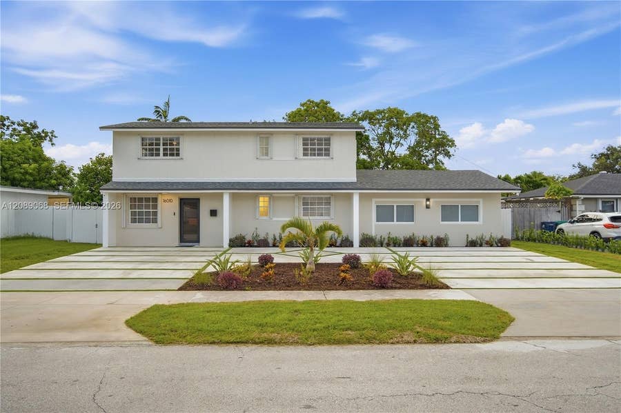 Property photo for 16010 SW 100th Court, Miami, FL