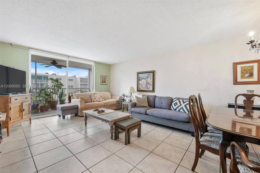 Property photo for 500 NE 12th Avenue, #601, Hallandale Beach, FL