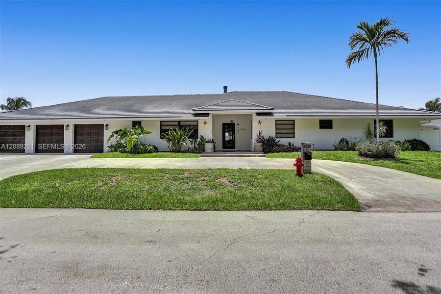 Property photo for 1531 SE 24th Terrace, Pompano Beach, FL