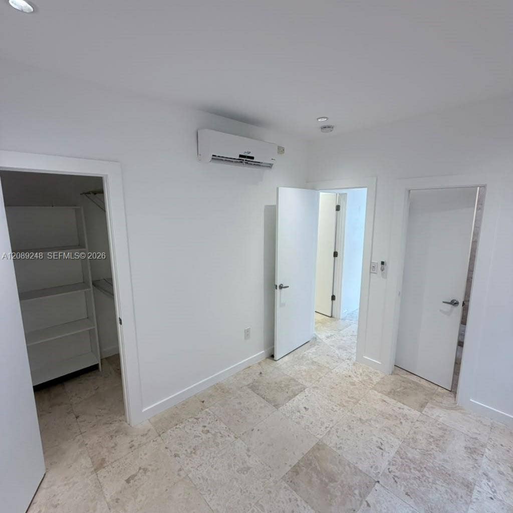905 SE 2nd Court, #B, Fort Lauderdale, Fort Lauderdale, FL 33301 Master Bedroom