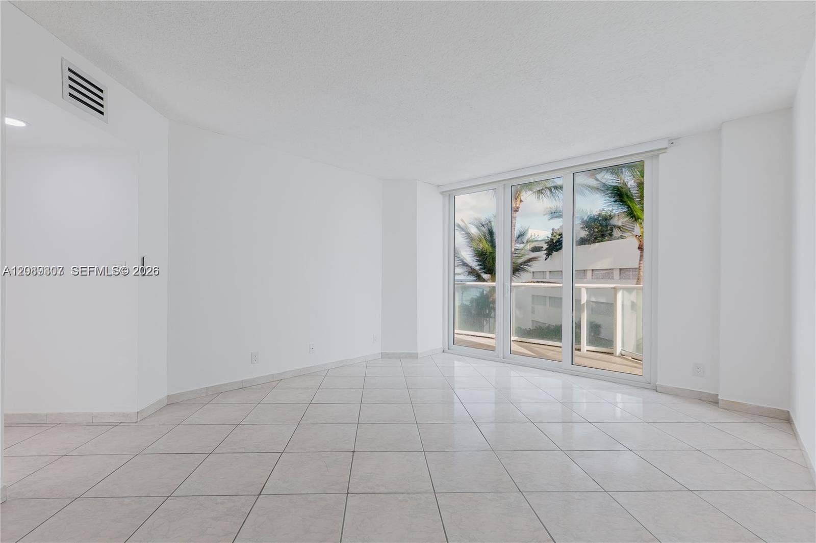 16485 Collins Avenue, #338, Sunny Isles Beach, FL 33160 Photo 6