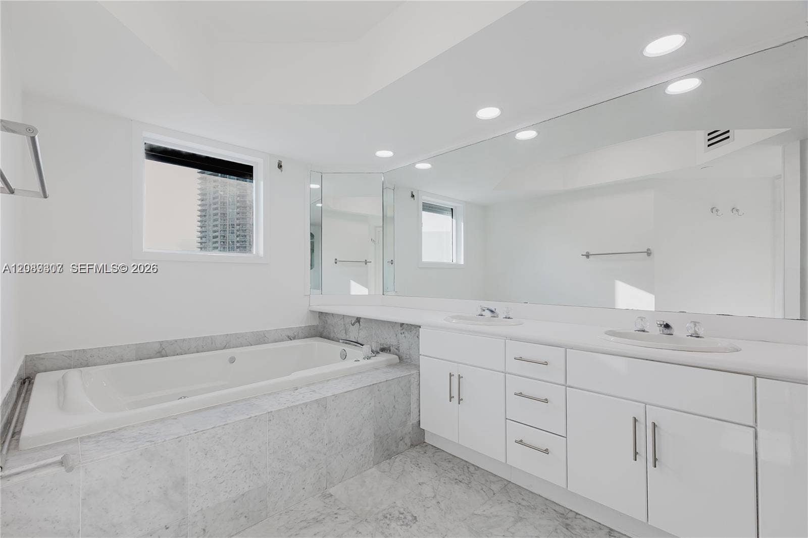 16485 Collins Avenue, #338, Sunny Isles Beach, FL 33160 Photo 7