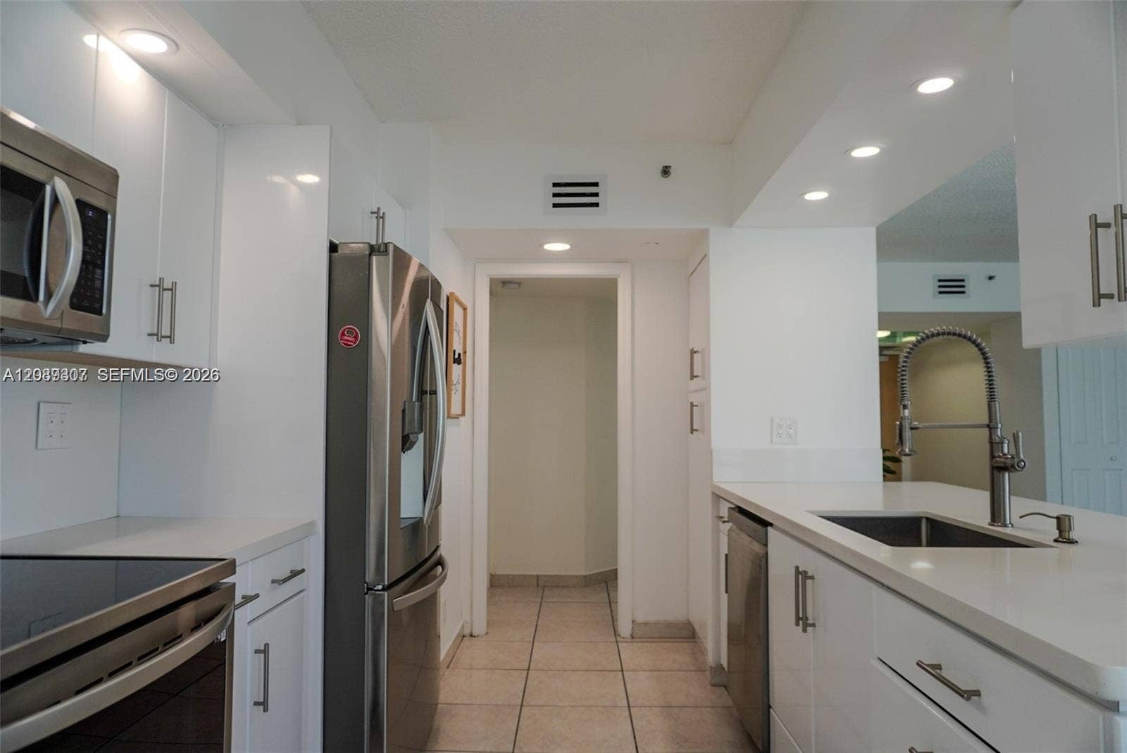 16485 Collins Avenue, #338, Sunny Isles Beach, FL 33160 Photo 4
