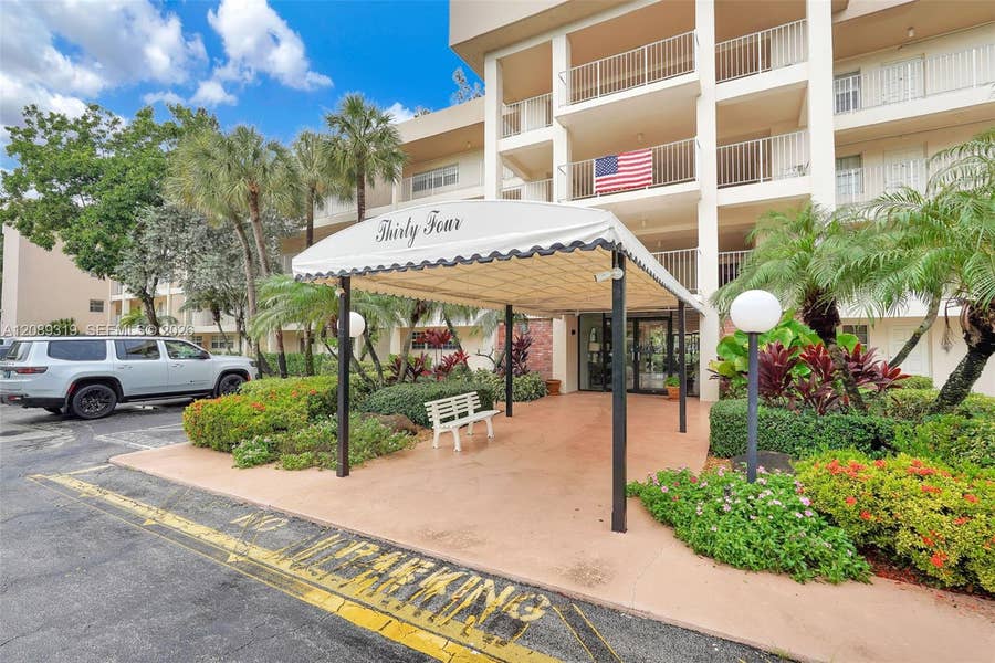 Property photo for 3051 S Palm Aire Drive, #308, Pompano Beach, FL