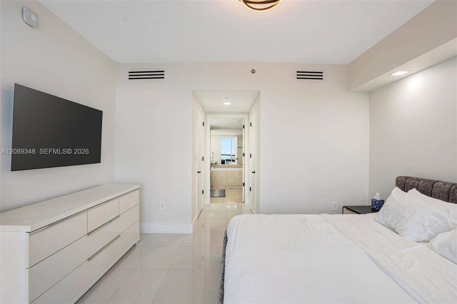 495 Brickell Avenue, #5005, Miami, FL 33131 Photo 28