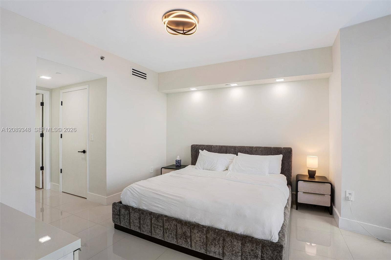 495 Brickell Avenue, #5005, Miami, FL 33131 Photo 23