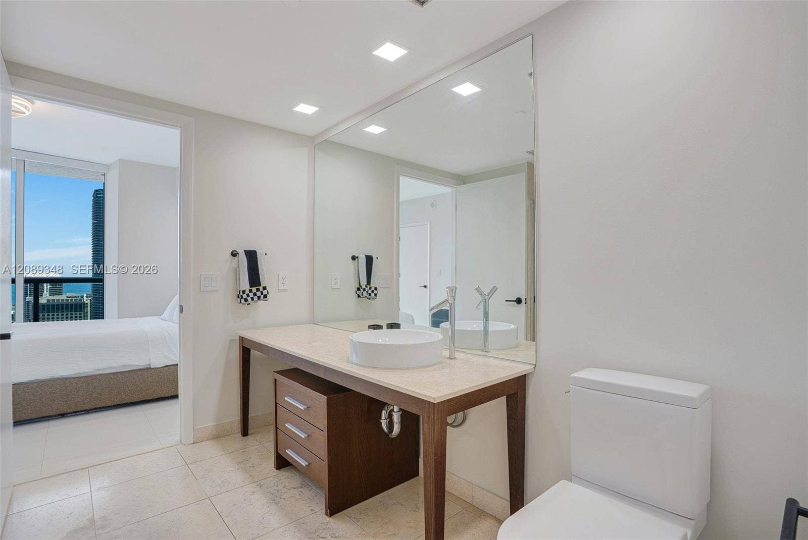 495 Brickell Avenue, #5005, Miami, FL 33131 Photo 35