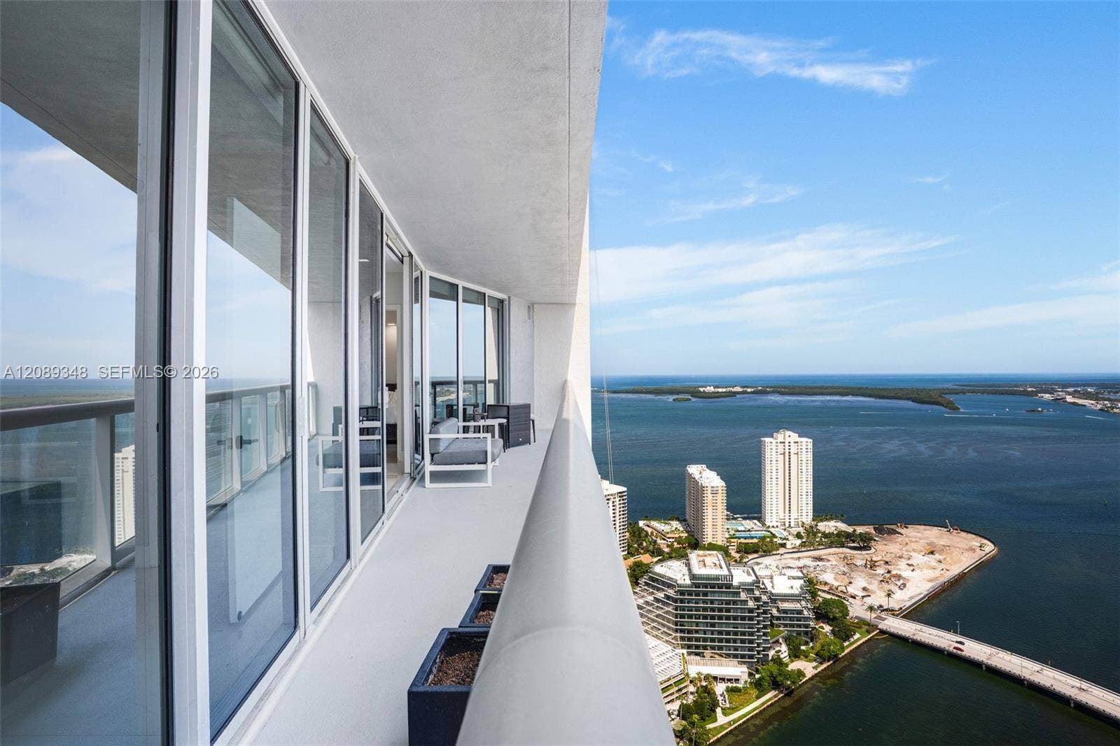 495 Brickell Avenue, #5005, Miami, FL 33131 Photo 12