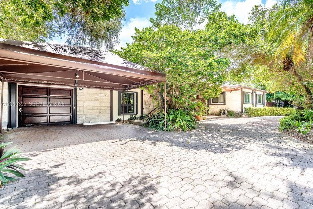 8115 SW 92nd Court, Miami, FL 33173 Photo 2