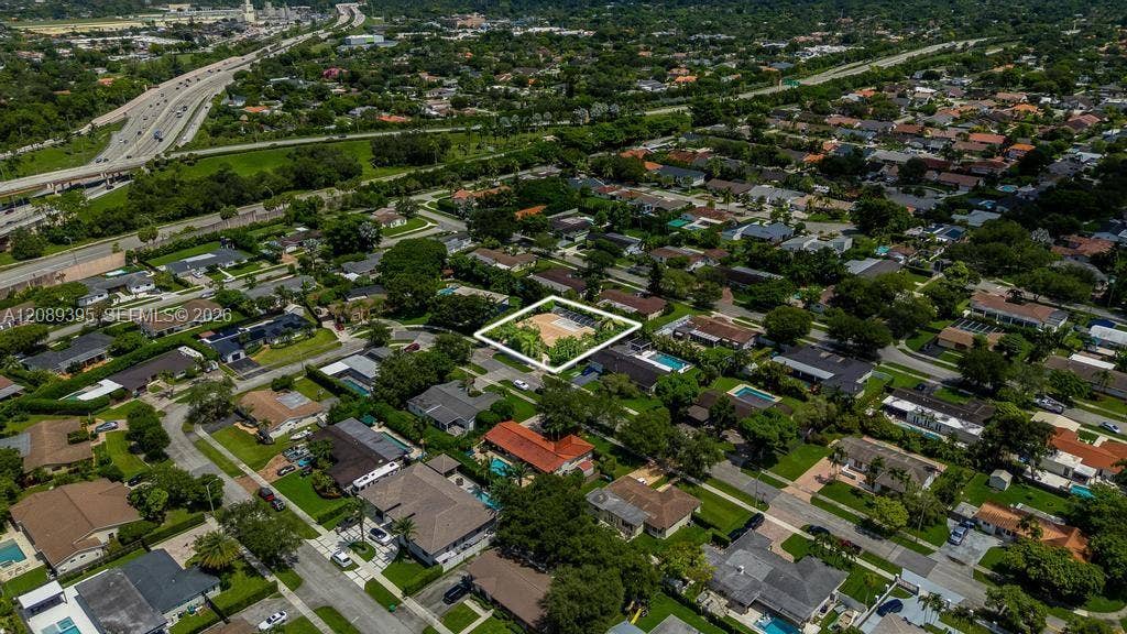 8115 SW 92nd Court, Miami, FL 33173 Photo 25