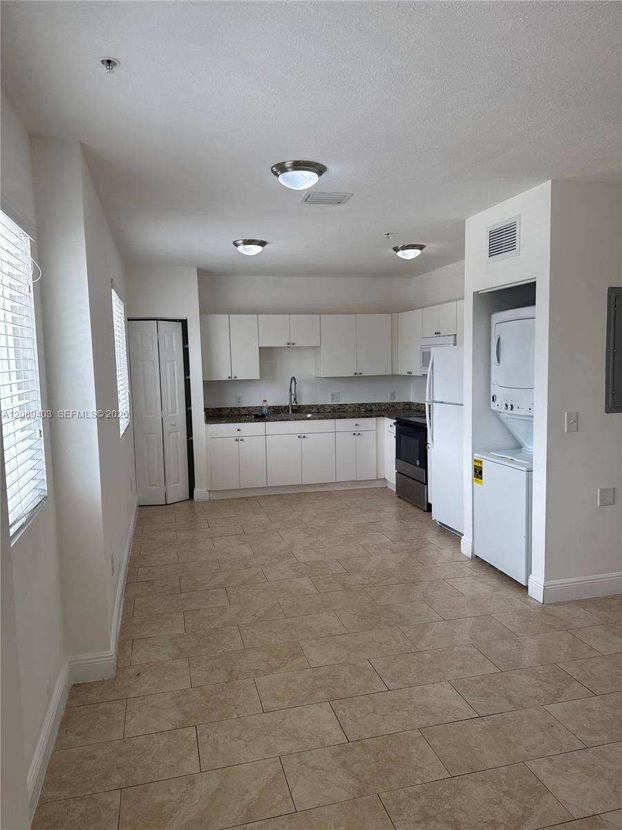 Property photo for 8250 W 21st Lane, #C211, Hialeah, FL
