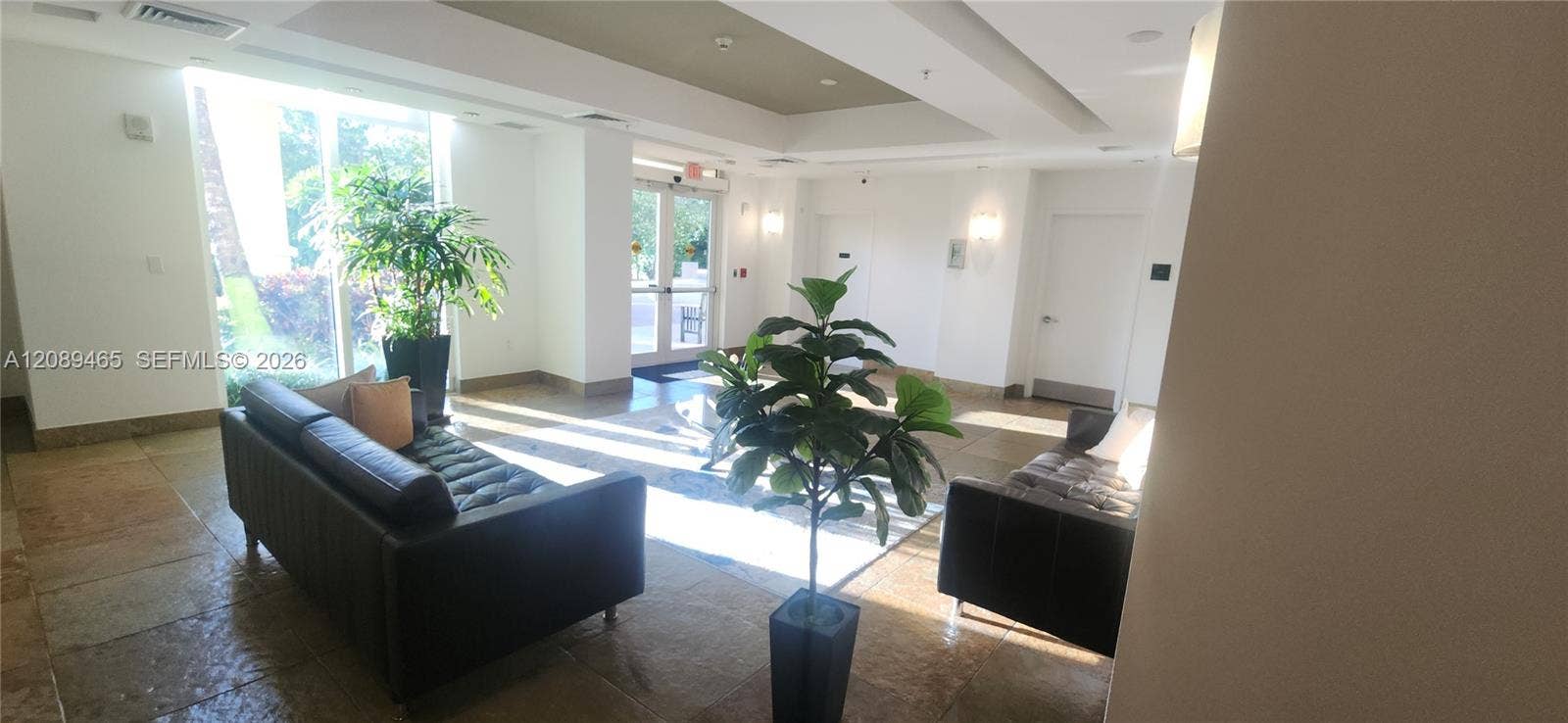 1745 E Hallandale Beach Boulevard, #2308W, Hallandale Beach, FL 33009 building private sitting area