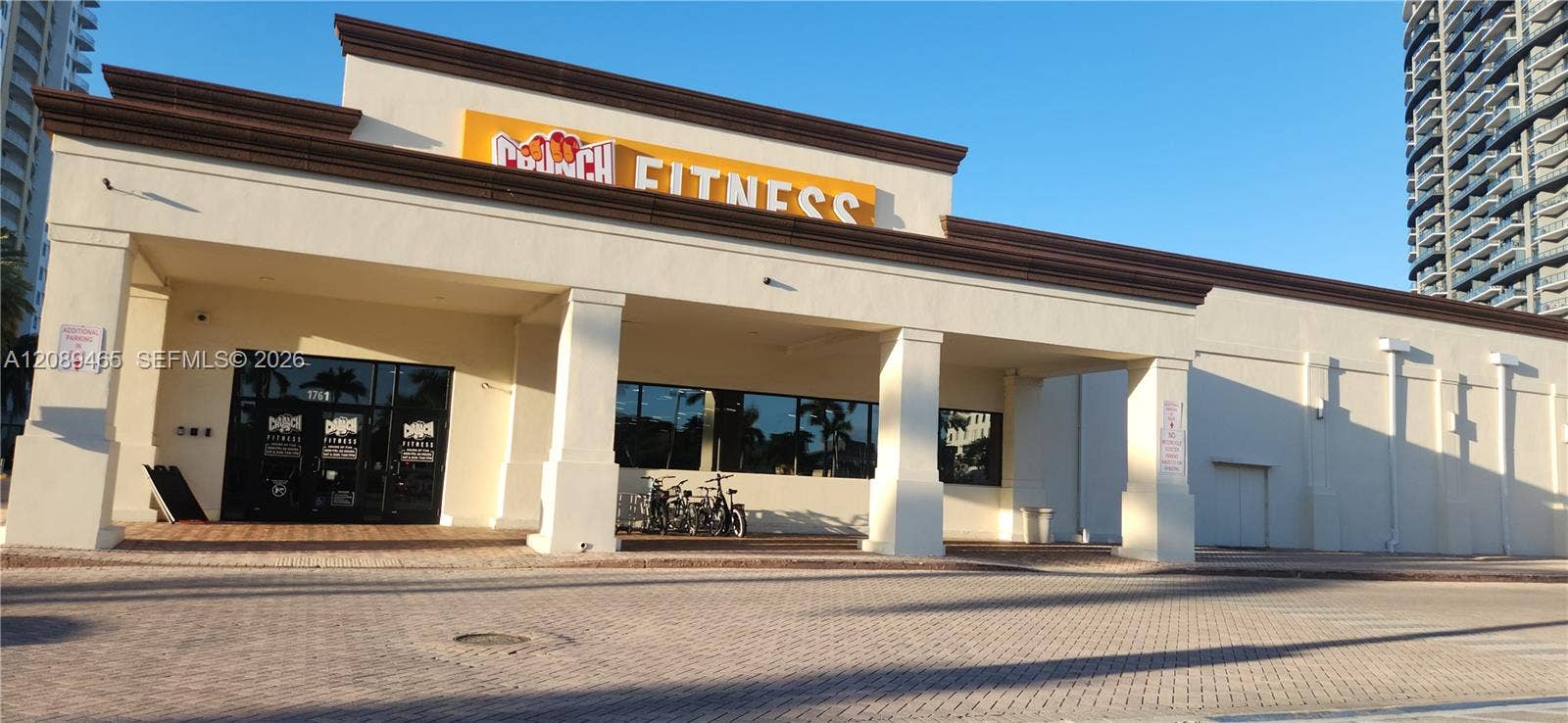 1745 E Hallandale Beach Boulevard, #2308W, Hallandale Beach, FL 33009 walking distance to Crunch fitness gym