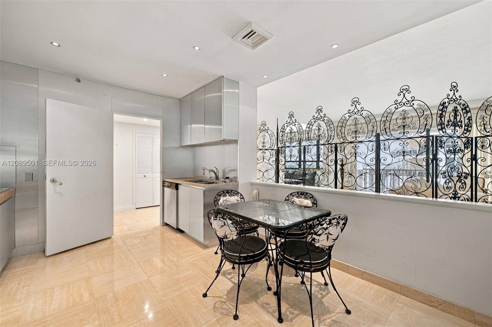 10205 Collins Avenue, #1704, Bal Harbour, FL 33154 Photo 17