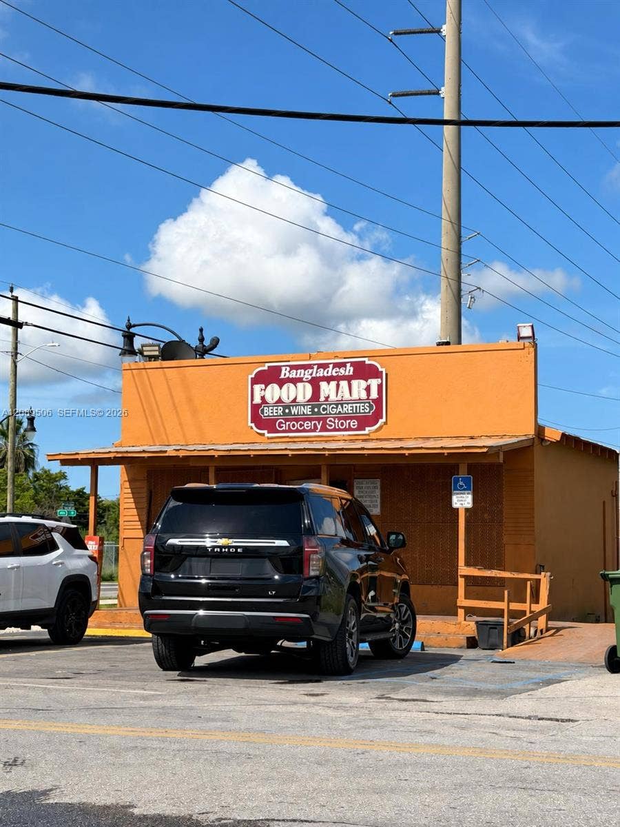 Property photo for 744 SW 8th Avenue, Homestead, FL