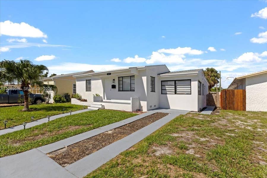 Property photo for 1227 N Ocean Breeze, Lake Worth, FL