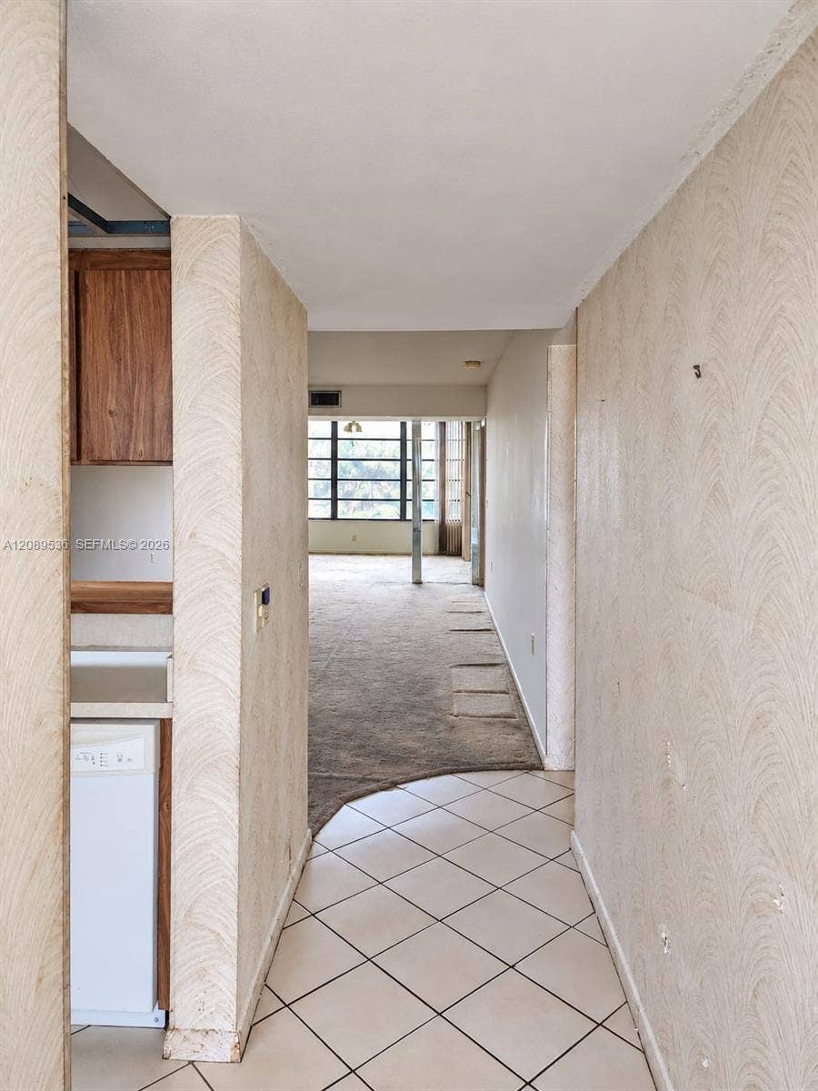 1717 Whitehall Drive, #304, Davie, FL 33324 Photo 3