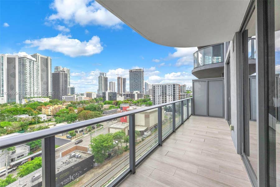 Property photo for 121 NE 34th Street, #905, Miami, FL