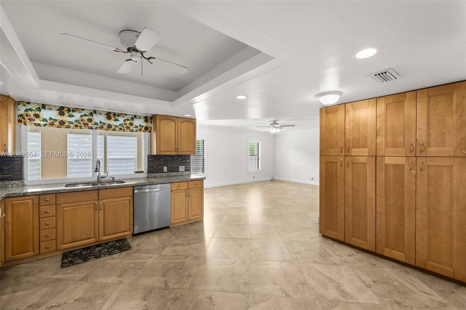 7700 NW 11th Place, Plantation, Plantation, FL 33322 Photo 8