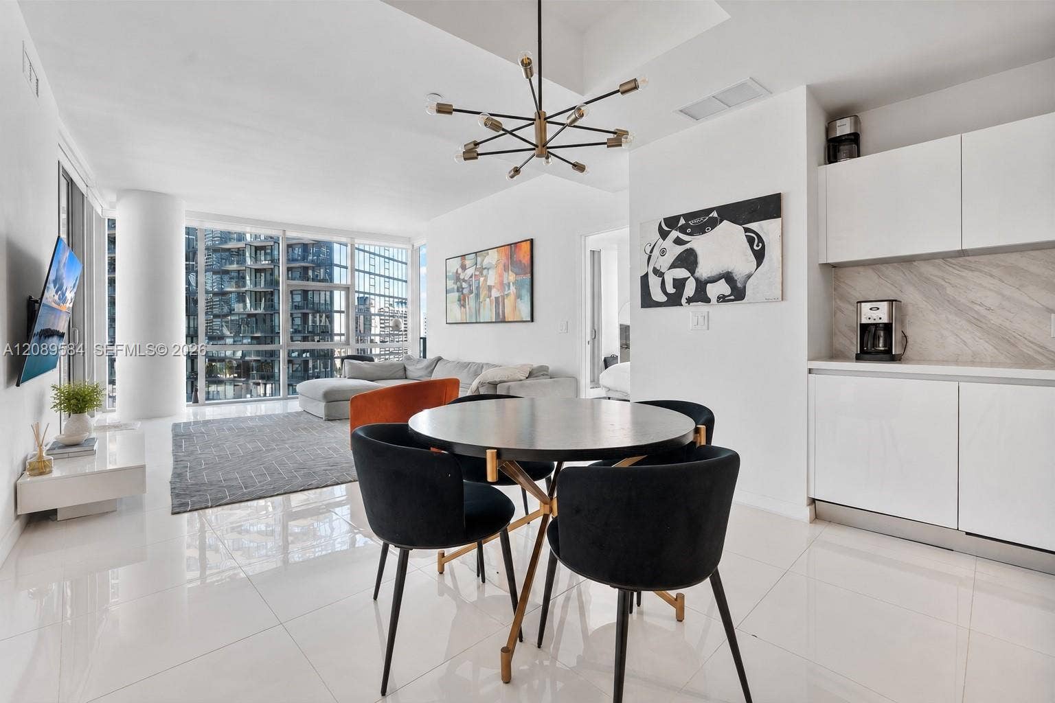 851 NE 1st Avenue, #1712, Miami, FL 33132 Photo 2