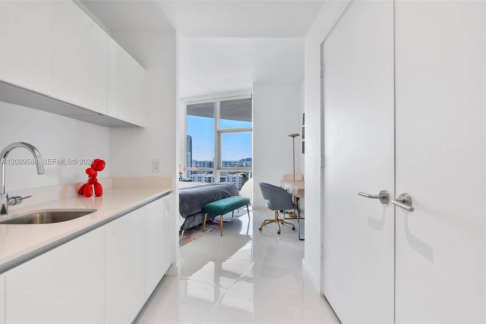 851 NE 1st Avenue, #1712, Miami, FL 33132 Photo 29