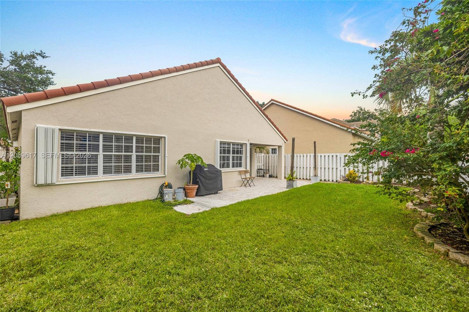 1315 Bayview Circle, Weston, FL 33326 Photo 5