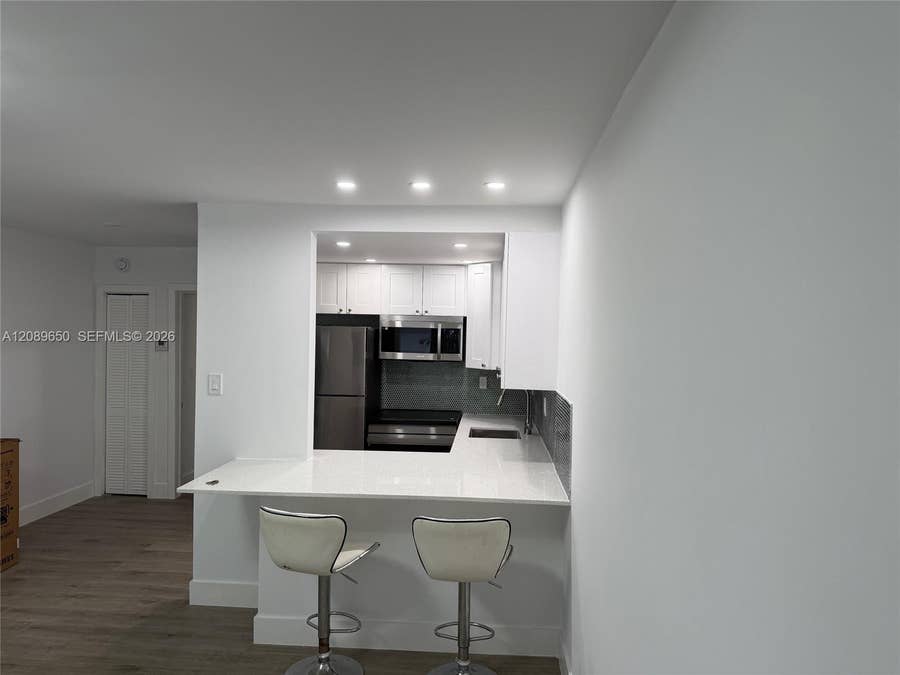 Property photo for 926 Michigan Avenue, #12, Miami Beach, FL
