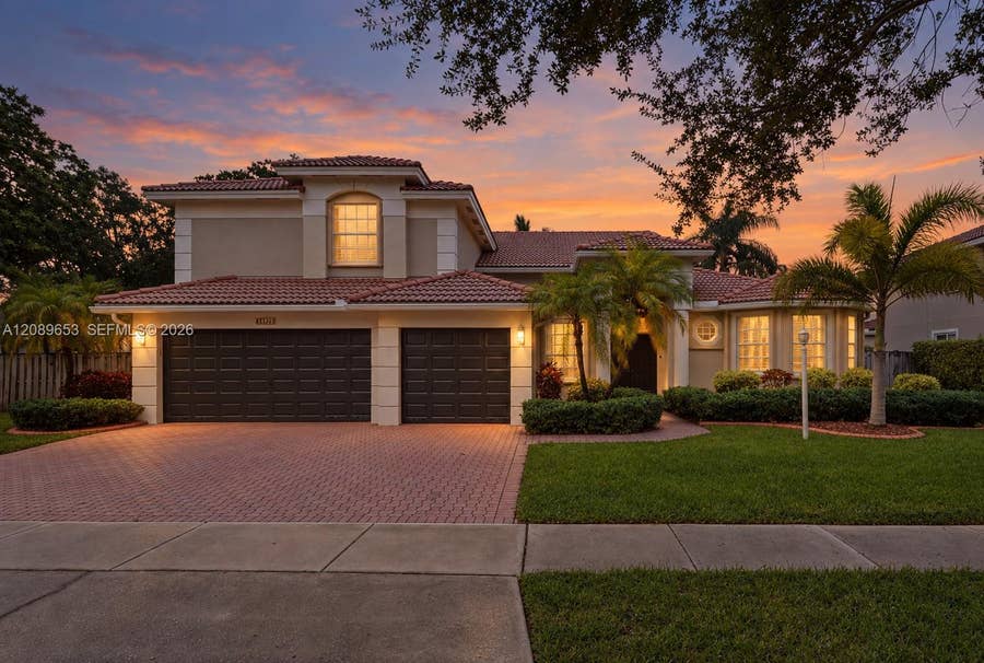 Property photo for 13875 NW 20th Street, Pembroke Pines, FL