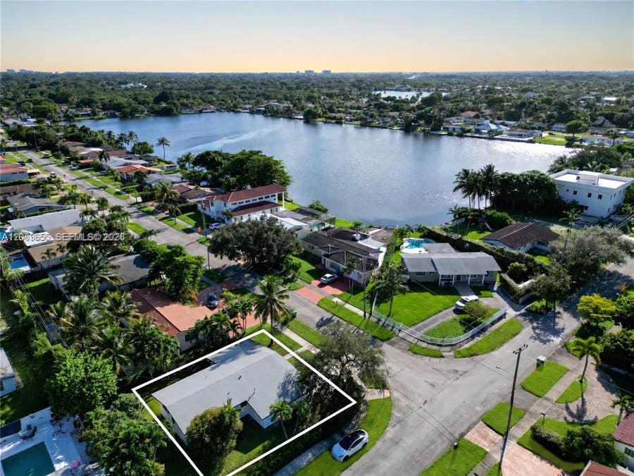 Property photo for 21341 NE 25th Court, Aventura, FL
