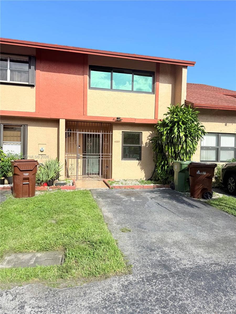 Property photo for 4085 W 8th Court, #82, Hialeah, FL
