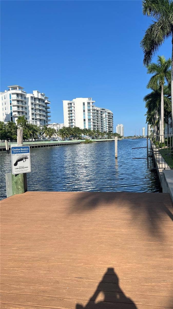 3001 NE 185th Street, #421, Aventura, FL 33180 Photo 17