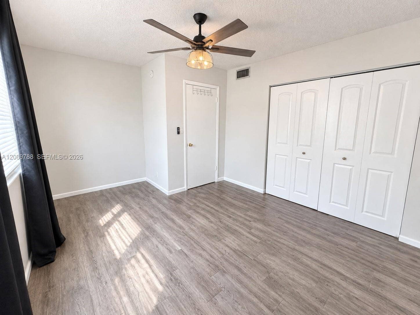 Walk-in extra closet