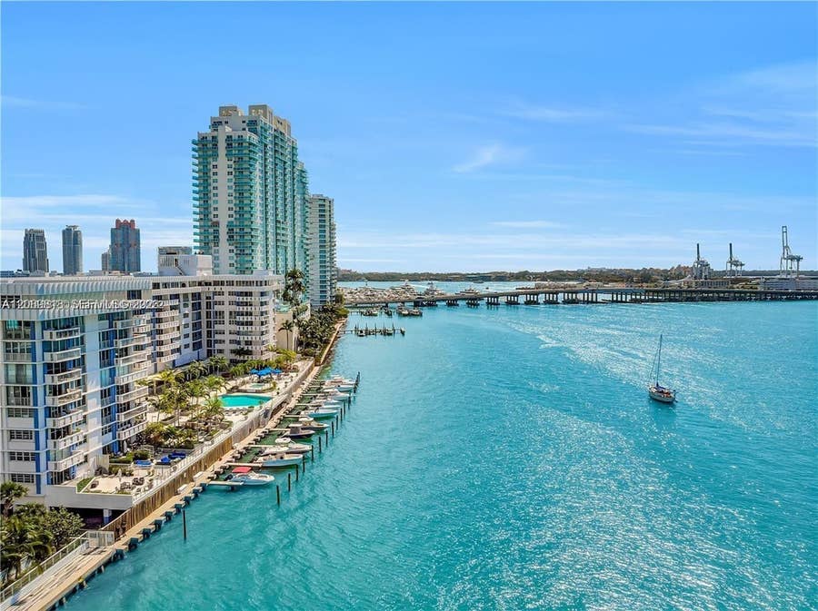 Property photo for 800 West Avenue, #242, Miami Beach, FL