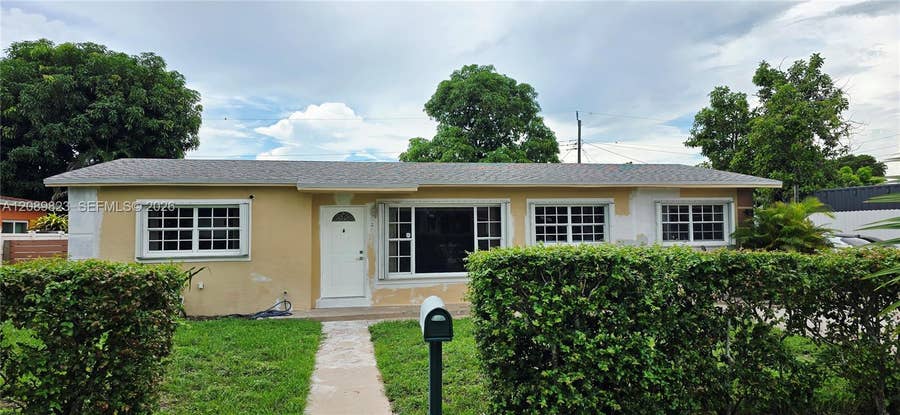 Property photo for 580 W 34th Place, #0, Hialeah, FL