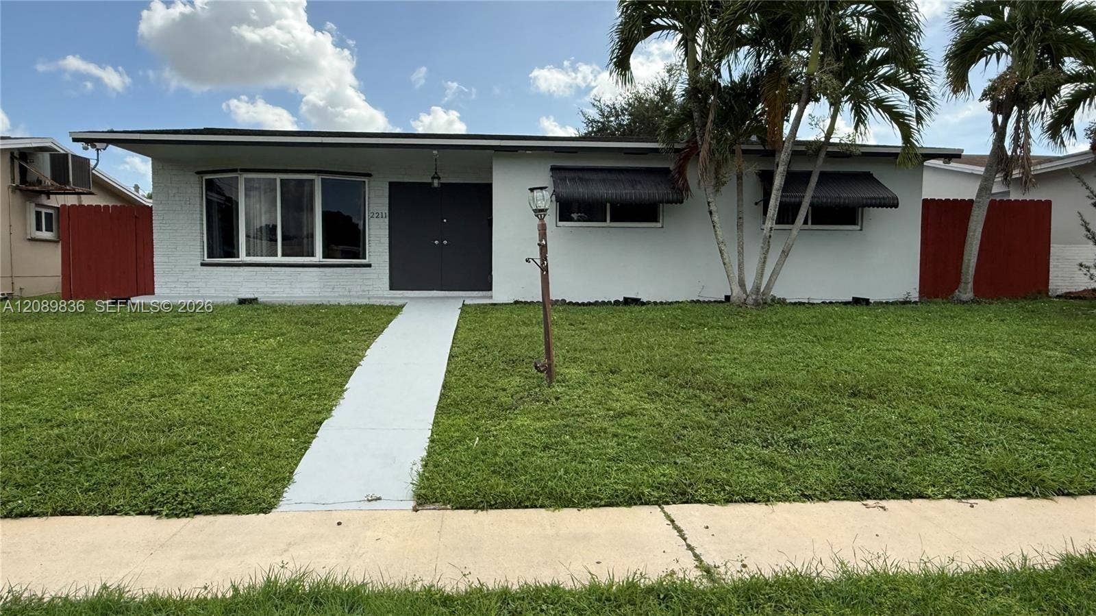 2211 N 54th Avenue, Hollywood, FL 33021 Photo 1