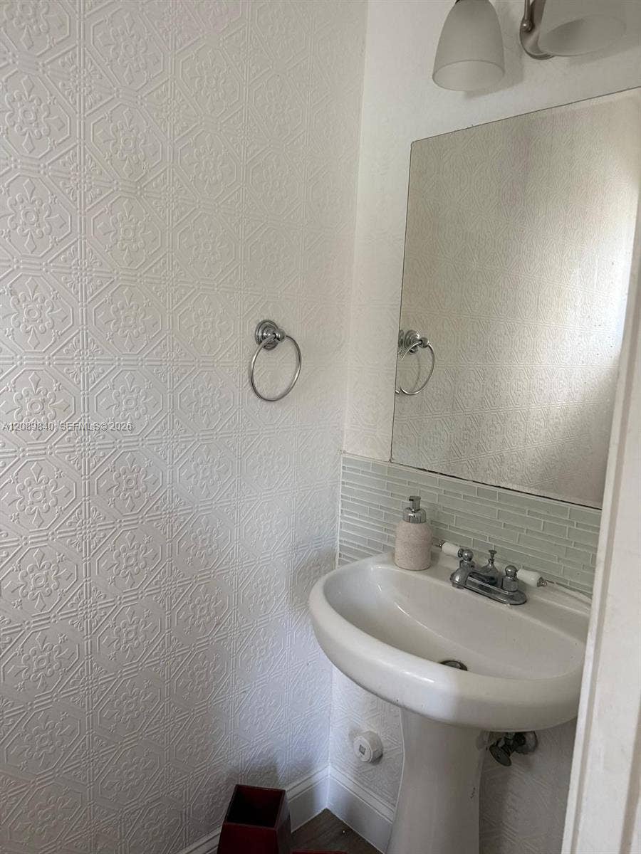 3370 Beau Rivage Drive, #3C, Pompano Beach, Pompano Beach, FL 33064 1/2 BATH