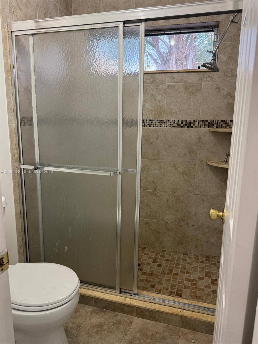3370 Beau Rivage Drive, #3C, Pompano Beach, Pompano Beach, FL 33064 SECOND BATH