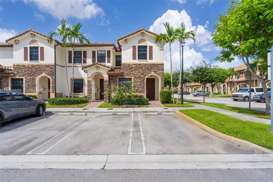 Property photo for 3305 W 93rd Place, Hialeah, FL